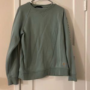 Gently used Carhartt women’s crewneck